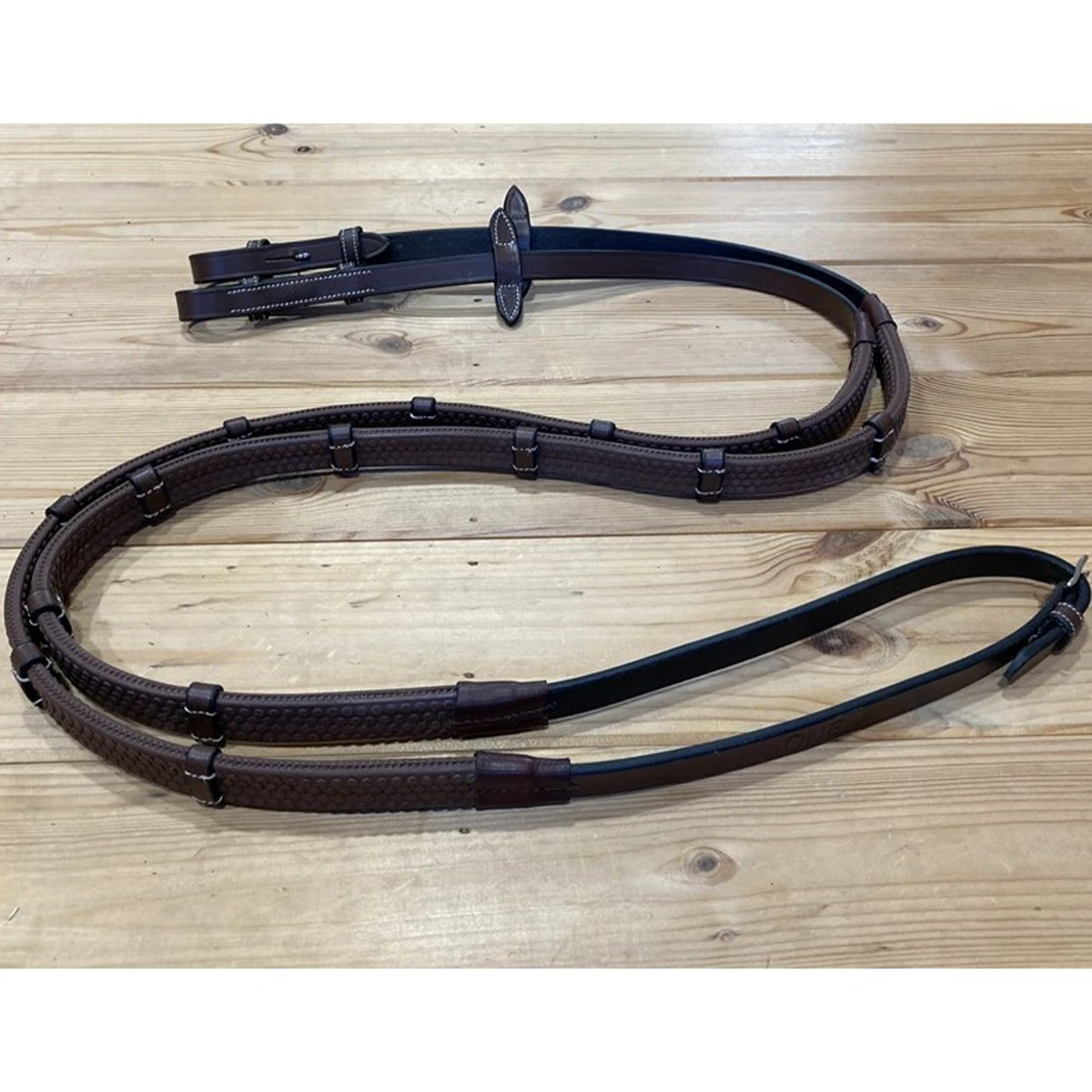 Jump'in Rubber Reins With Stops - One Collection 3 Jump'in Rubber Reins With Stops - One Collection